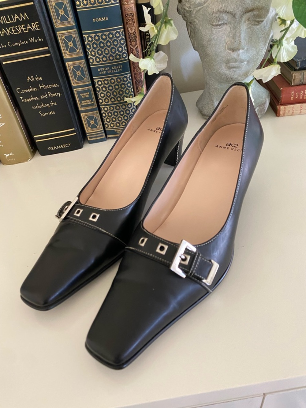 Anne Klein 7.5 Black Leather Buckle Pumps with Square Toe